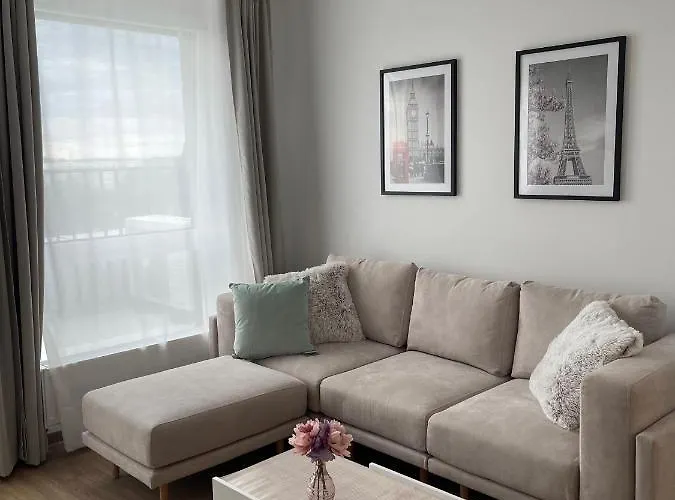 Make Yourself At アパート *