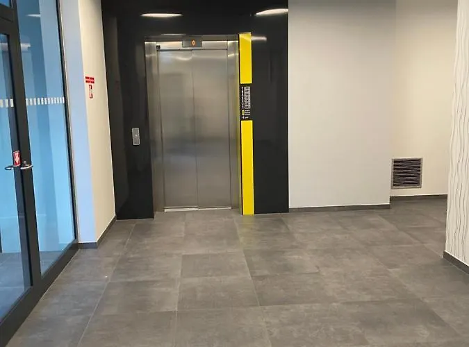 Make Yourself At * ブラチスラヴァ