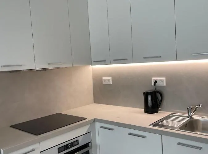 Make Yourself At * ブラチスラヴァ