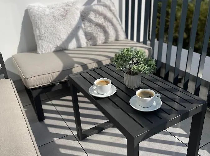 Make Yourself At * ブラチスラヴァ