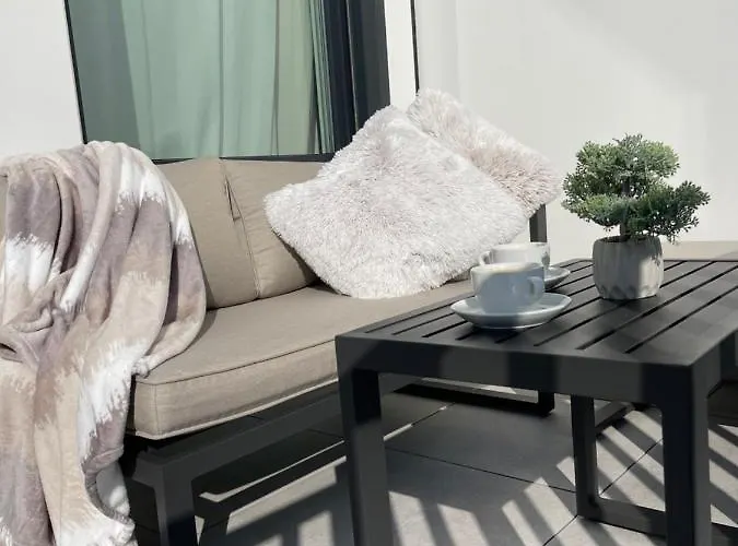 Make Yourself At * ブラチスラヴァ