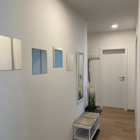 Apartman Make Yourself At *